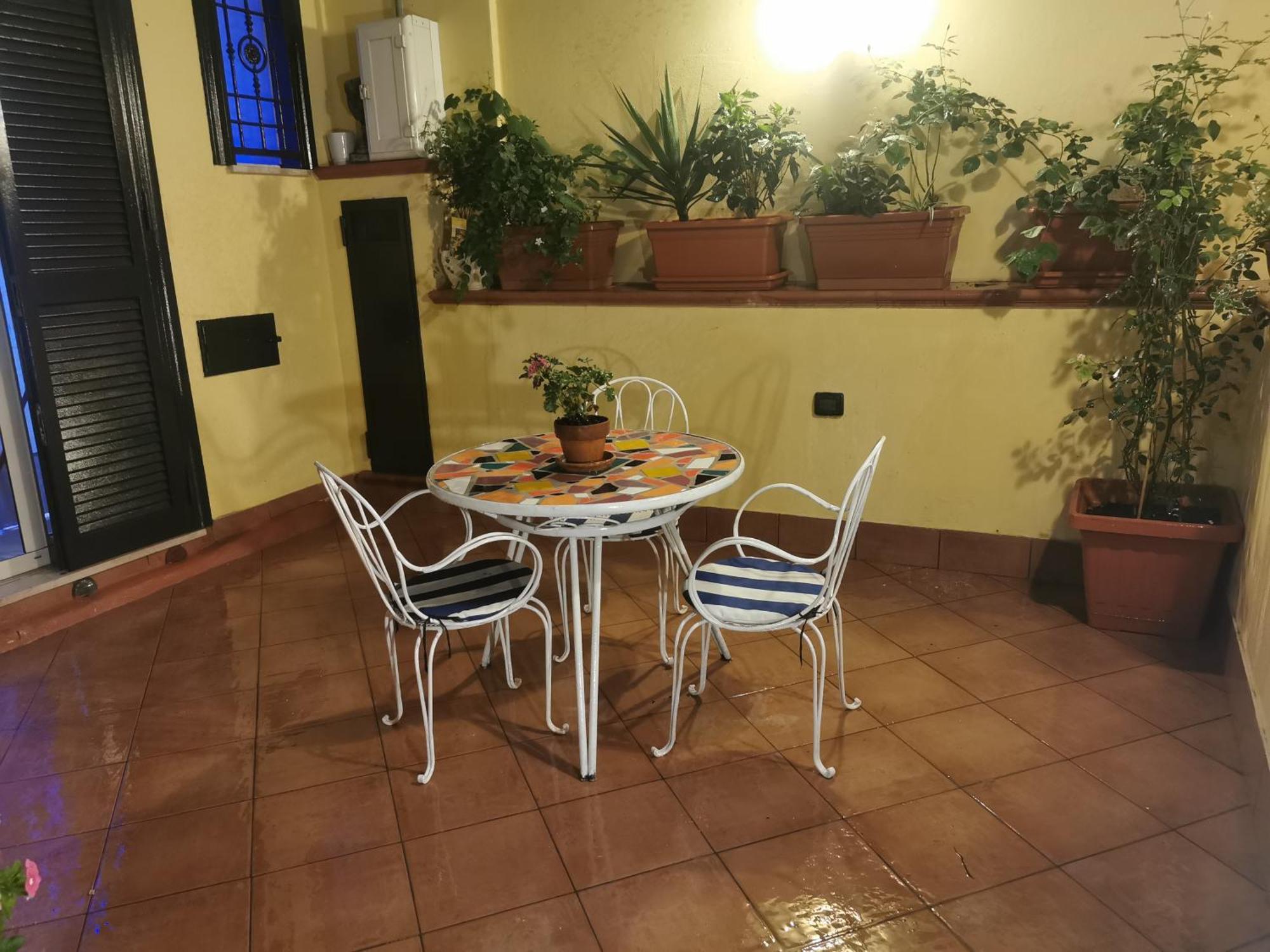 Bed and Breakfast Le Stanze Di Eli E Gio Кастелламмаре-ди-Стабия Экстерьер фото